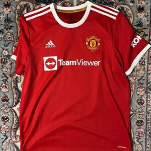 XL Adidas Red Manchester United Men's CRISTIANO RONALDO soccer jersey